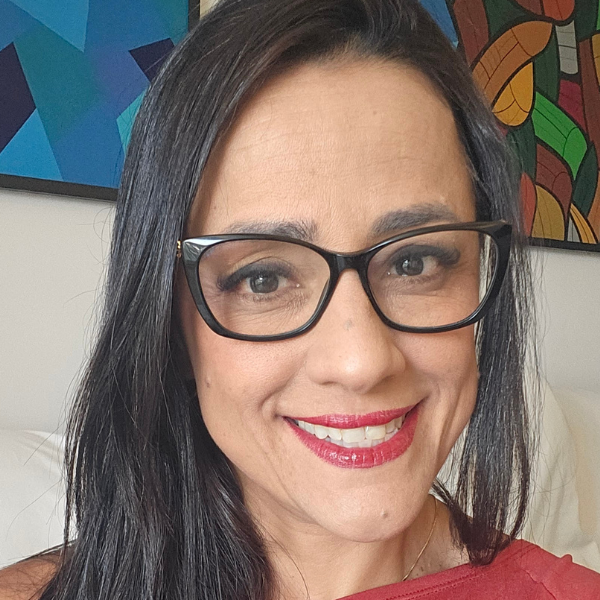 Vanessa Ferreira — Diretora Acadêmica